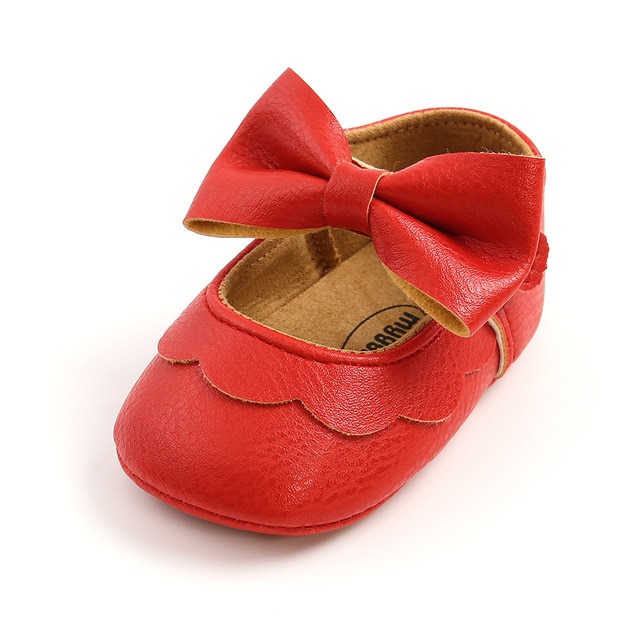Red bow-knot