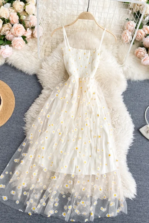 Korean Fashion Daisy Print Mesh Dress...