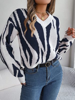 V-Collar Contrast Color Pullover Swea...