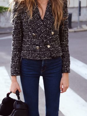 Chic Short Textured Blazer for Fall