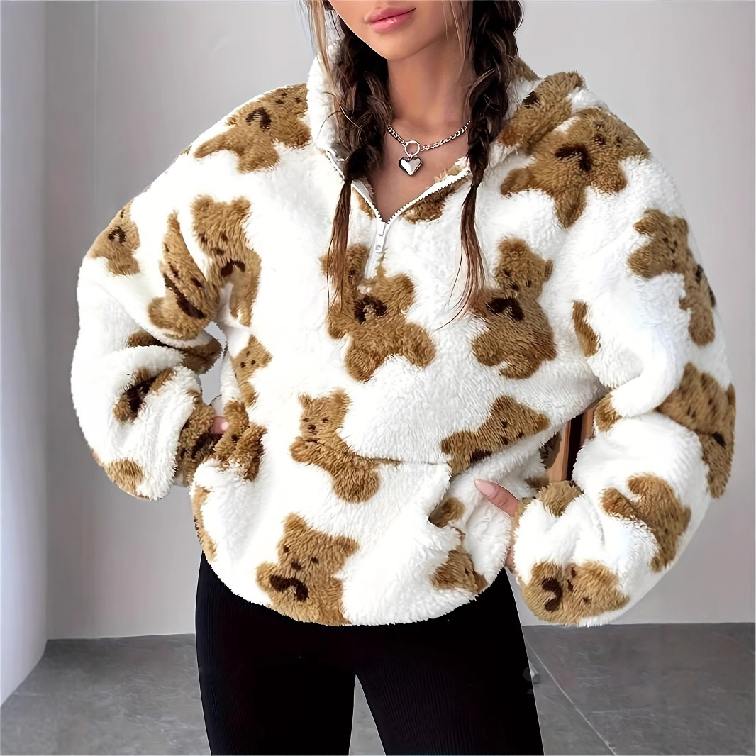 Women’s Bear Printed Plush Pull...