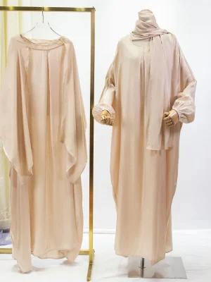 Solid Hooded Abaya – Smocking Sleev...