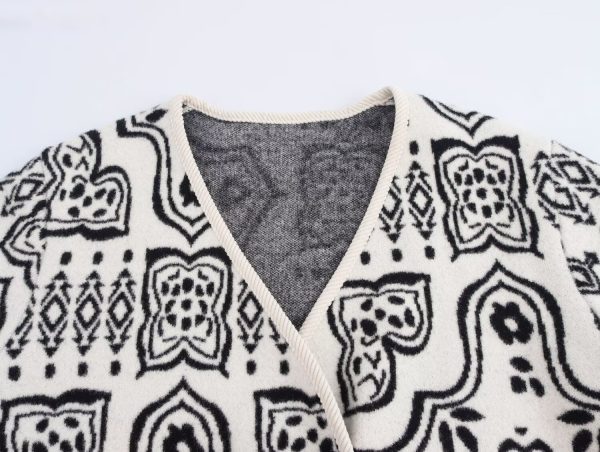 Double-Sided Jacquard Knit Cardigan - Image 2