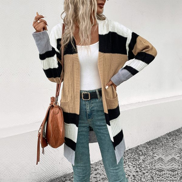 Contrast Color Sweater Cardigan - Image 2